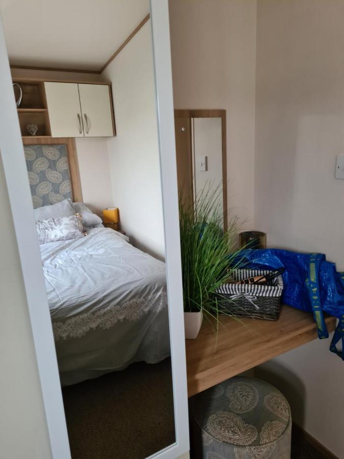 Hot Tub Hols 3 Bed Caravan At 42 Kingfisher Court Tattershall Eksteriør billede